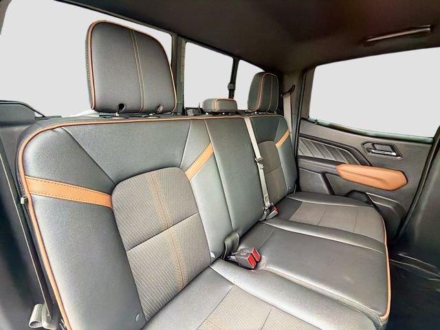 Used 2024 White GMC AT4 image 32