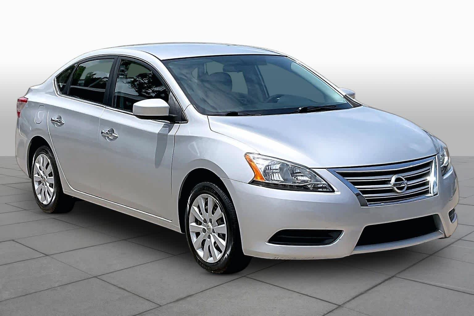 Used 2014 Brilliant Silver Nissan SV image 3