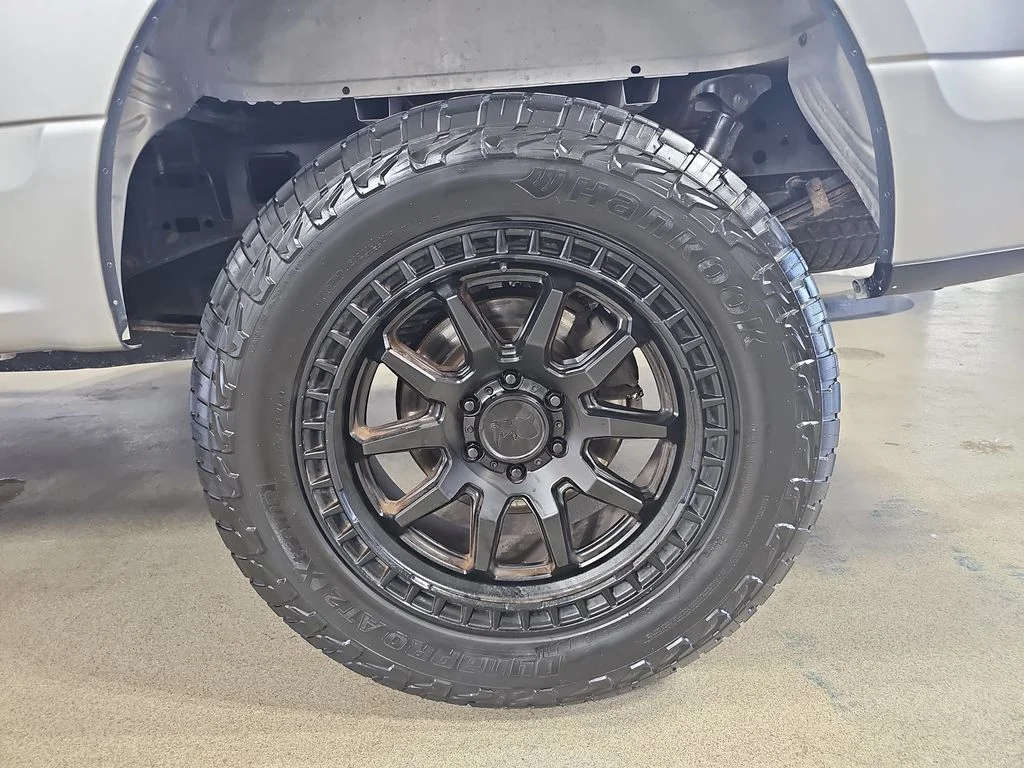 Used 2020 Silver Ford XLT image 37
