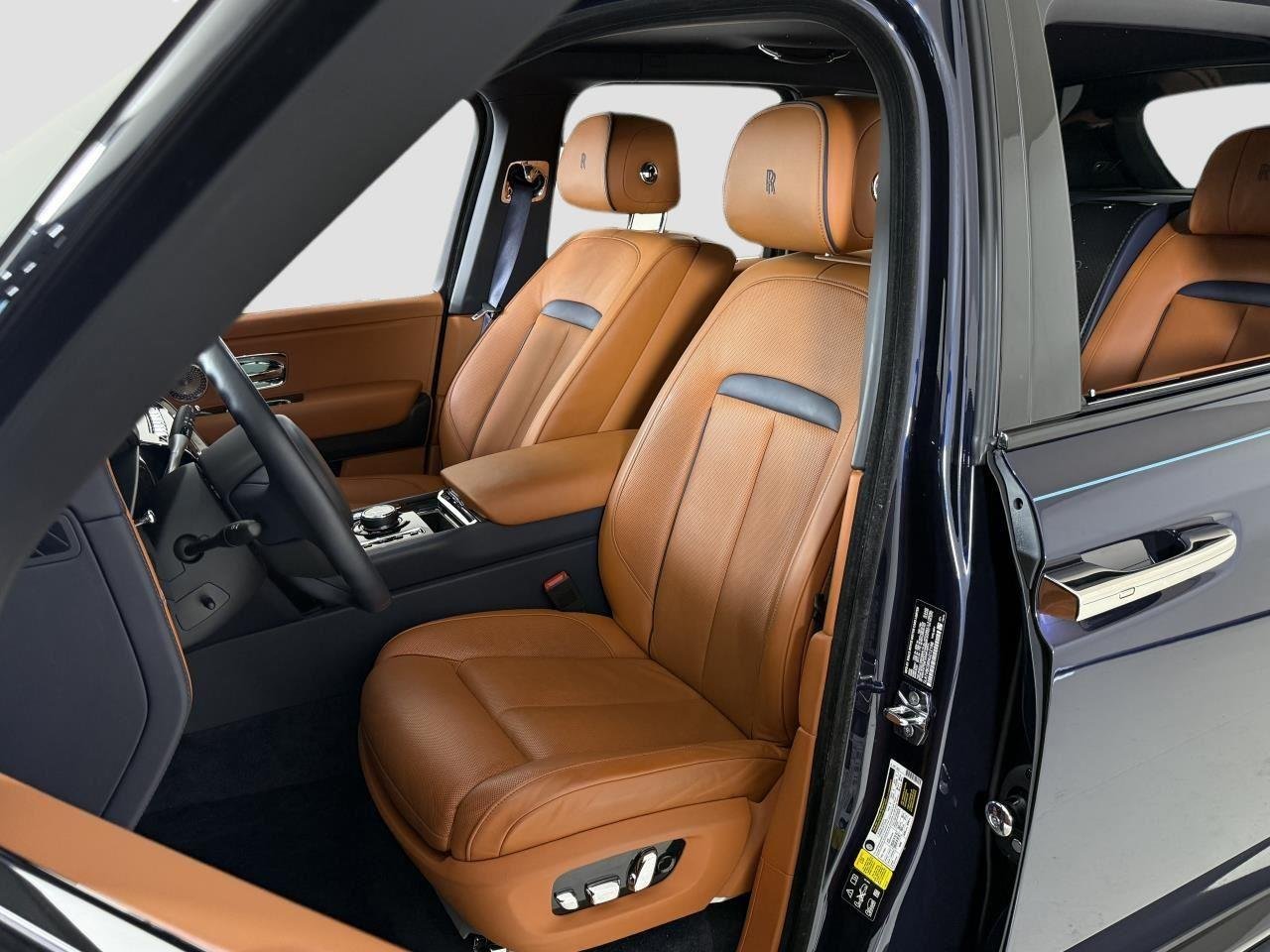Used 2022 Midnight Blue Rolls-Royce Black Badge | Executive Rear Seating | Rear Entertainment image 14