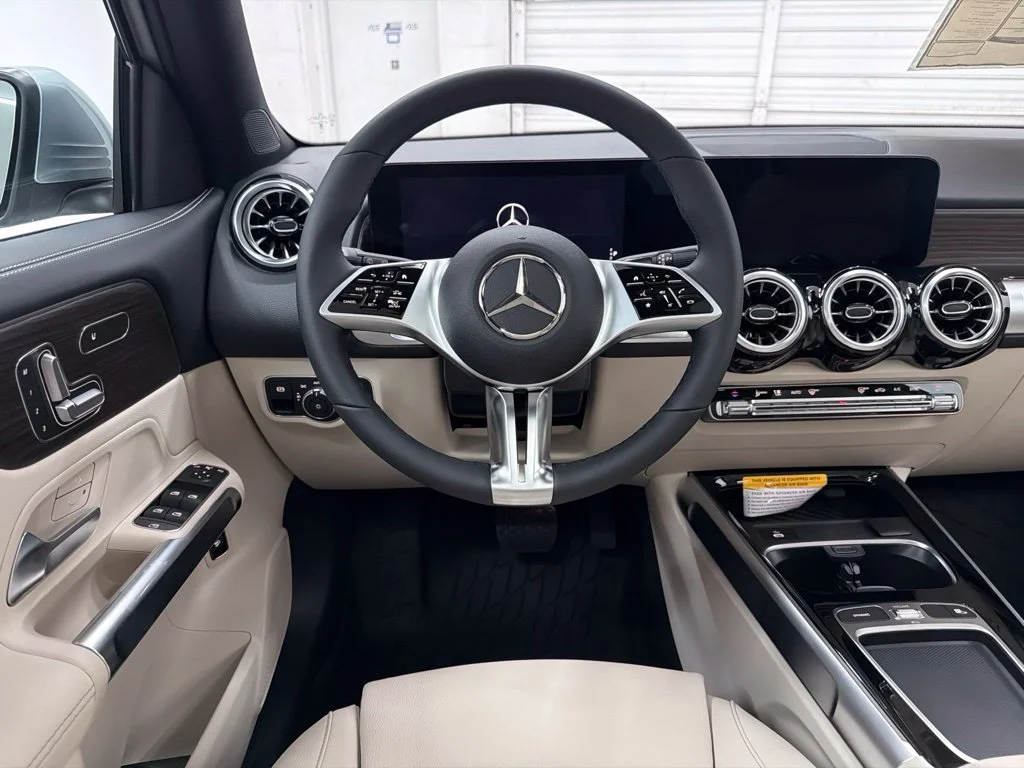 New 2026 Silver Mercedes-Benz GLB 250 image 22