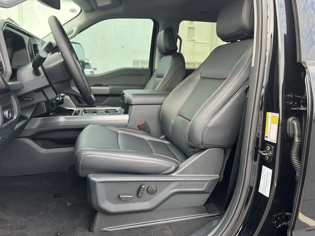 2026 Ford F-250 Super Duty Lariat - Photo 13