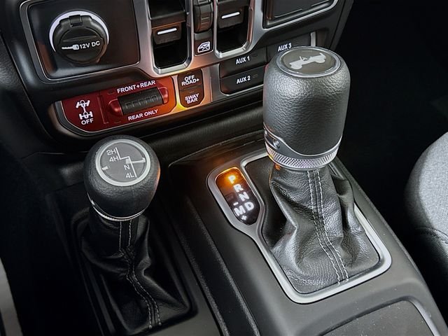 2025 Jeep Wrangler 4-Door Rubicon - Photo 16
