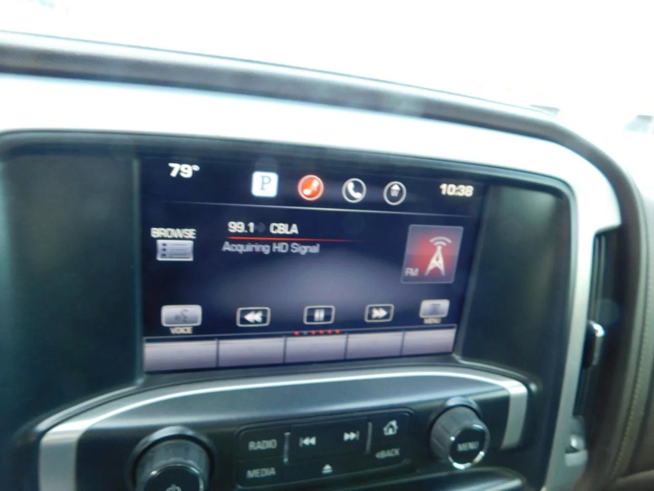 Used 2014 Black GMC 4WD Crew Cab 143.5 in SLT image 36