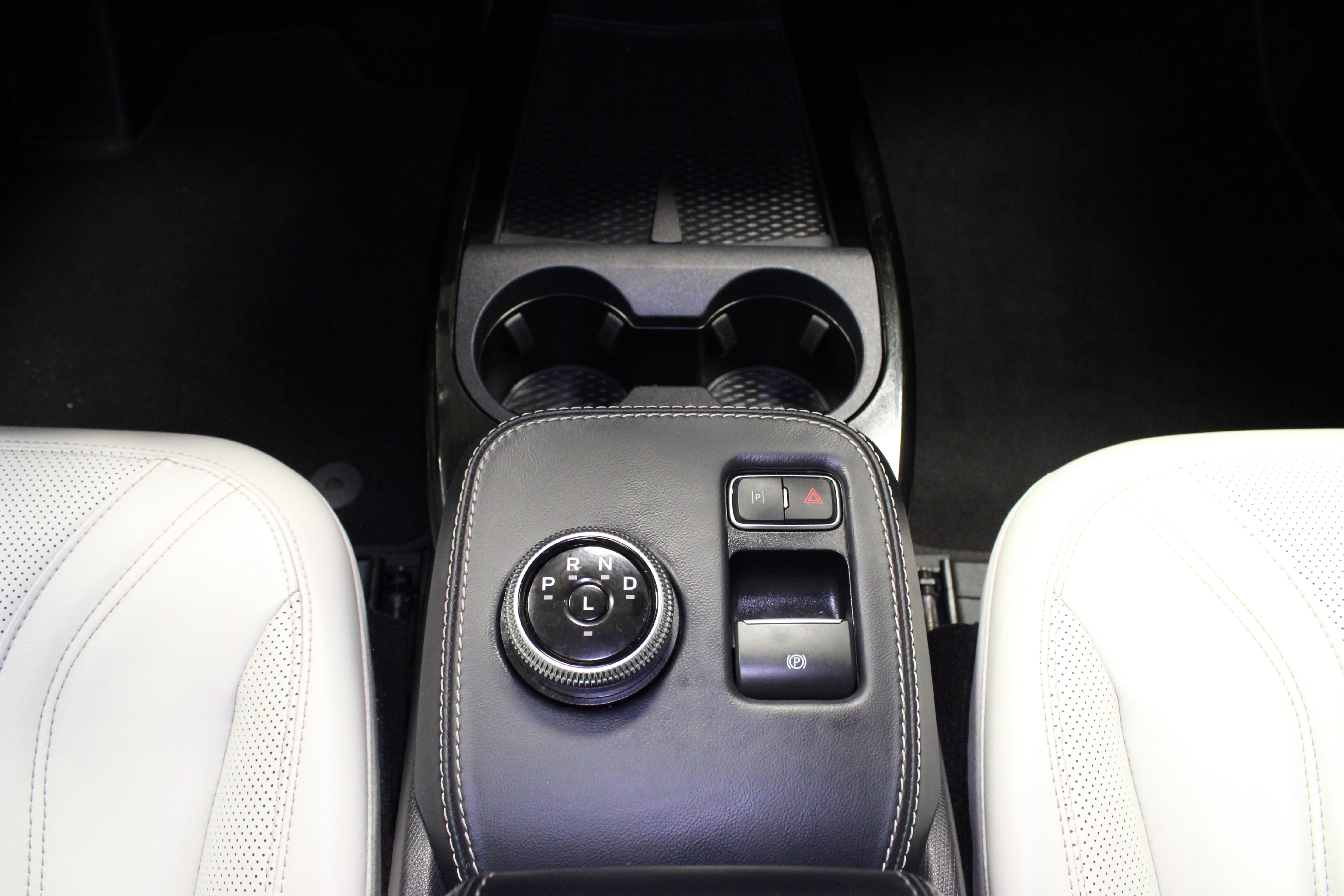 Used 2023 White Metallic Ford Premium image 22