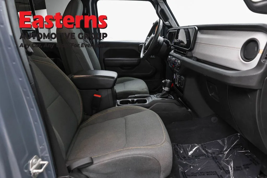 Used 2024 Gray Jeep Sport S 4xe image 25