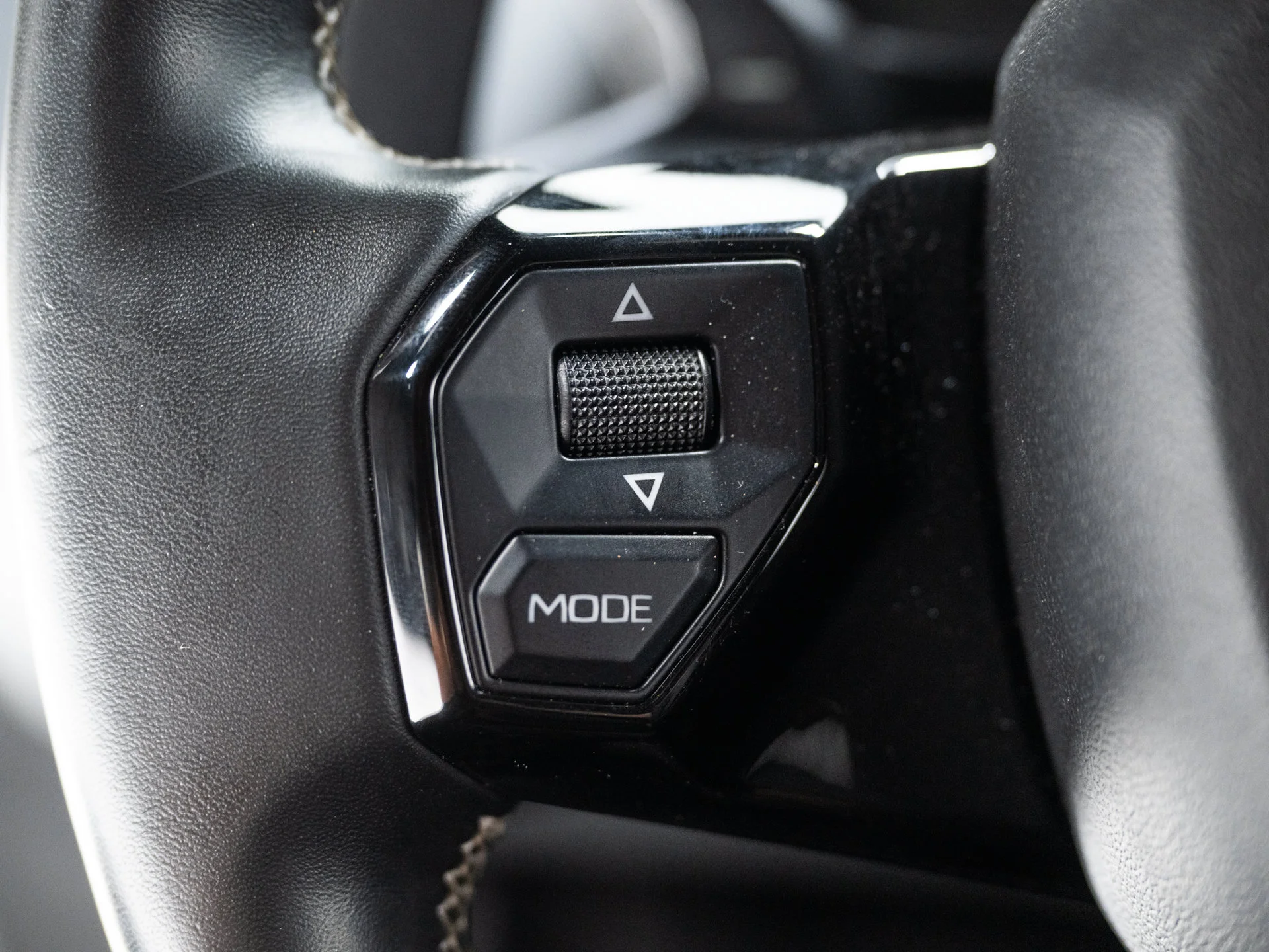 Used 2018 Bianco Isis Lamborghini  image 47