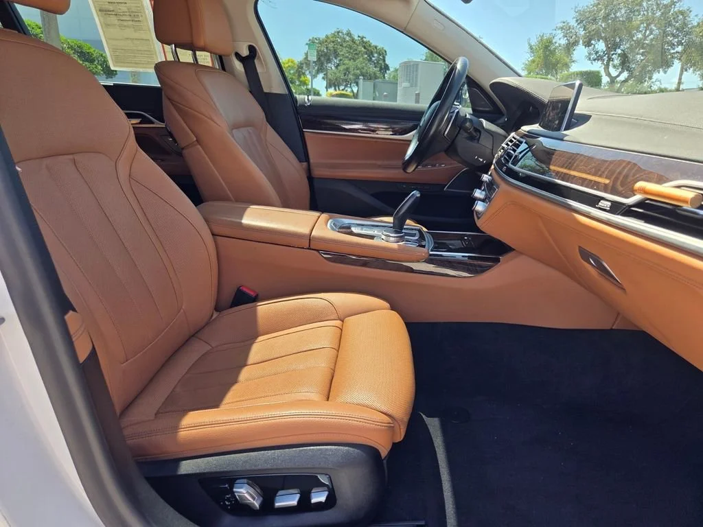 Used 2020 Mineral White Metallic BMW 745e xDrive iPerformance image 30