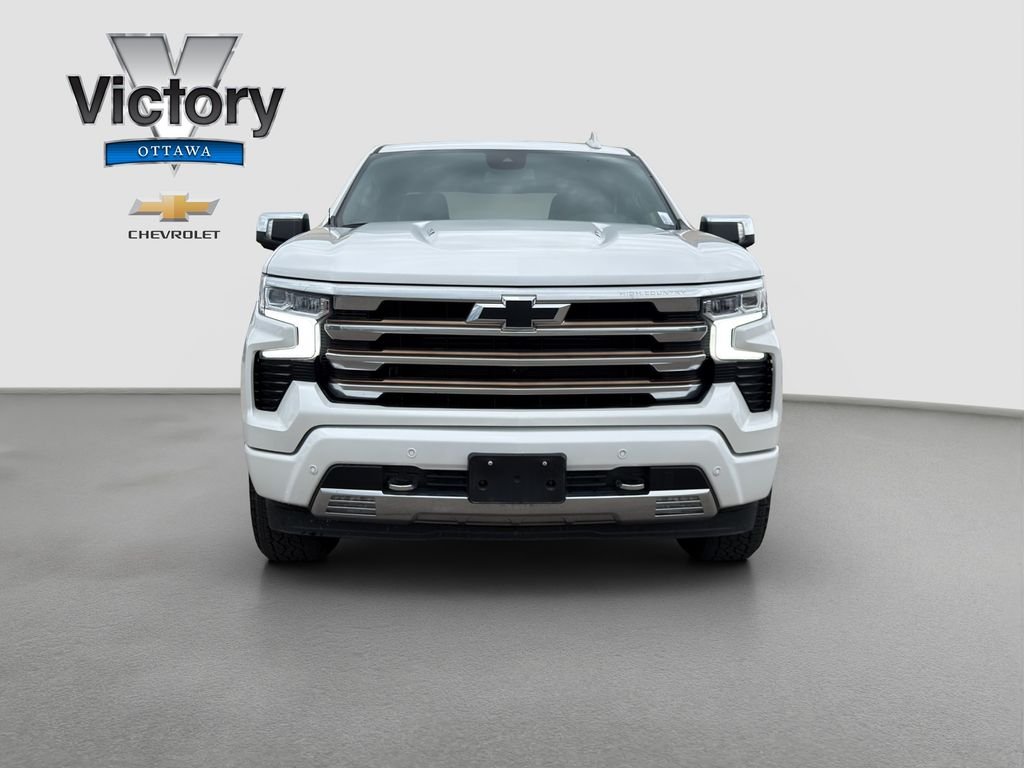 Used 2022 Chevrolet Silverado 1500 High Country with VIN 1GCUDJEL5NZ636561 for sale in Kansas City