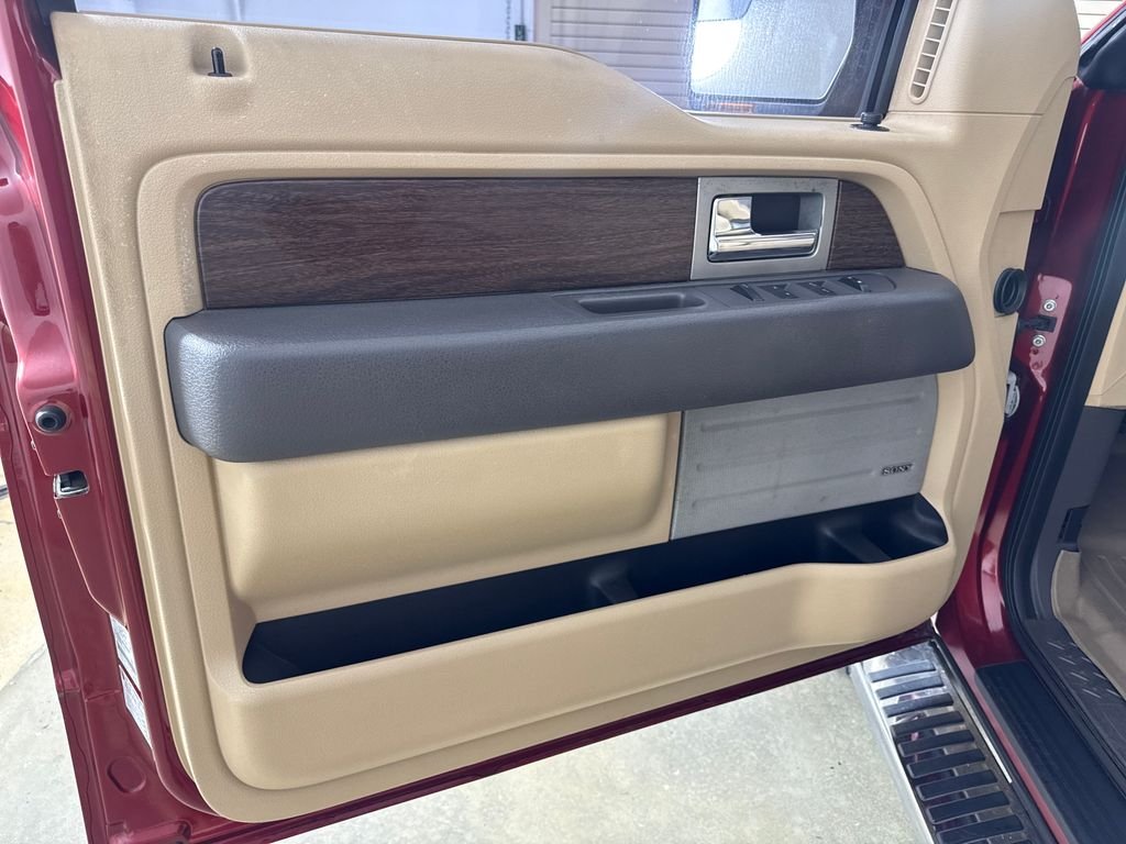 Used 2013 Red Ford Lariat image 15
