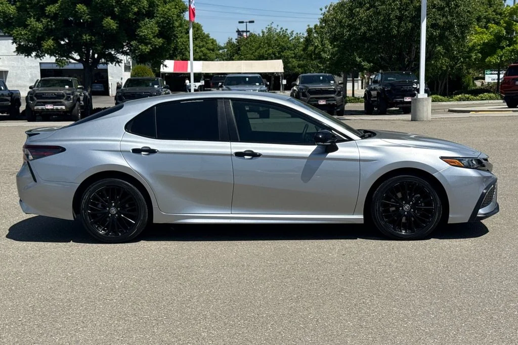 Used 2022 Silver Toyota SE Nightshade image 4