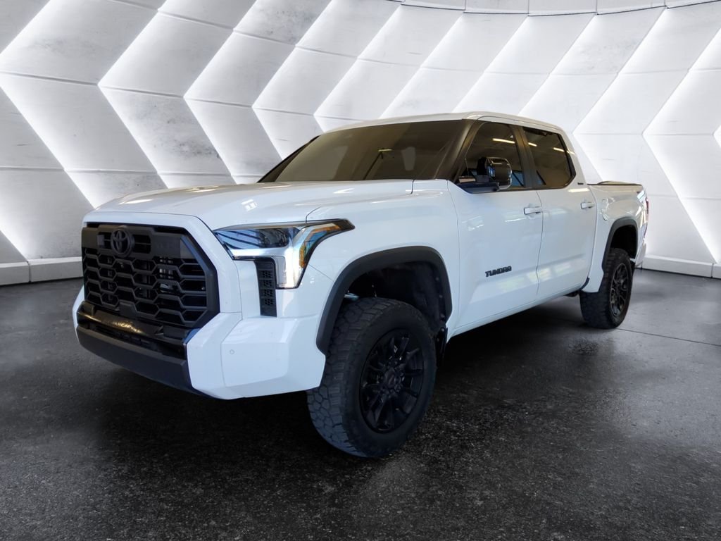 Used 2025 White Toyota Limited image 3