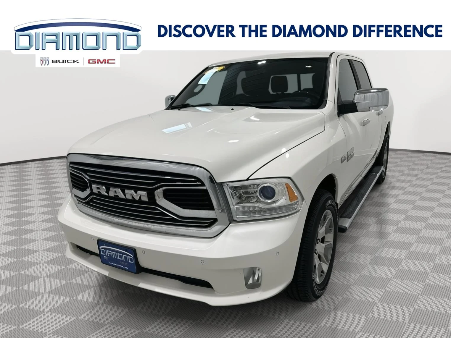 2017 RAM 1500 Laramie Limited 4x4 Crew Cab 5'7's photo