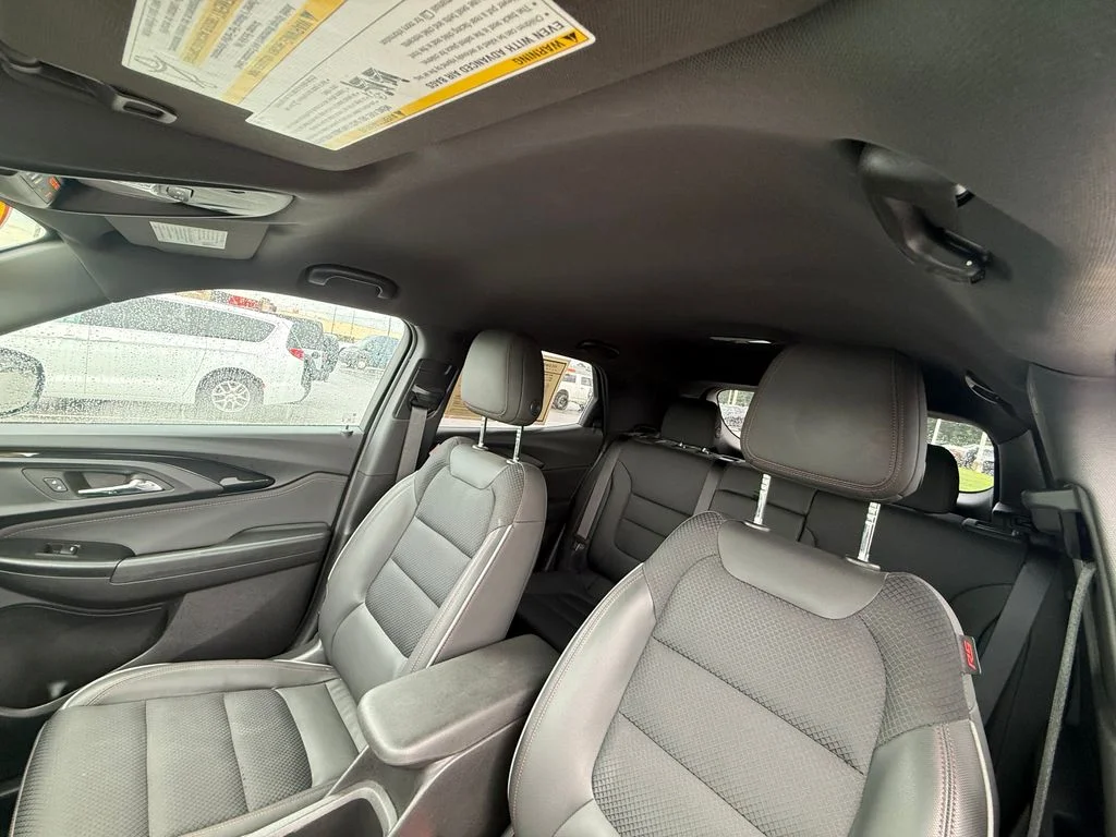 Used 2022 Black Chevrolet RS image 21