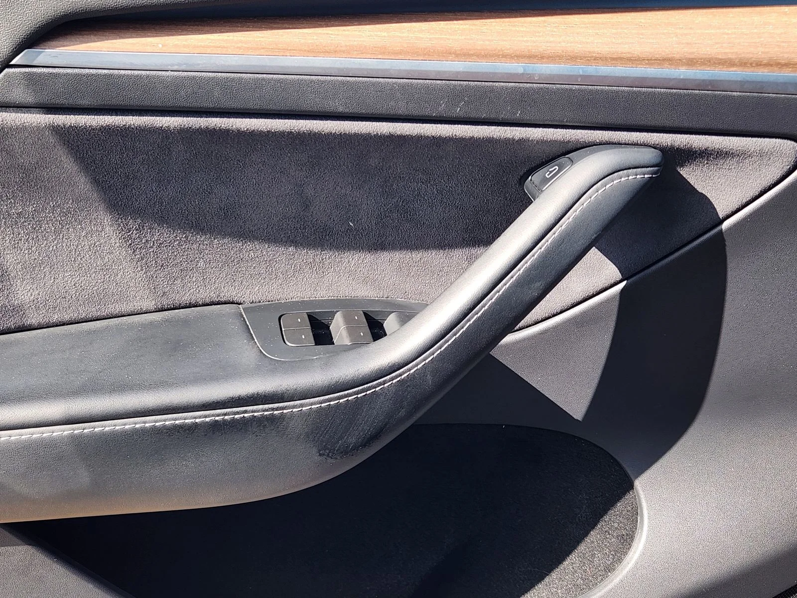 Used 2023 White Tesla Long Range image 22