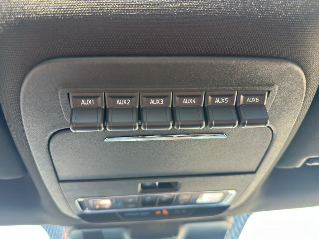 Used 2025 Space White Metallic Ford Raptor image 29