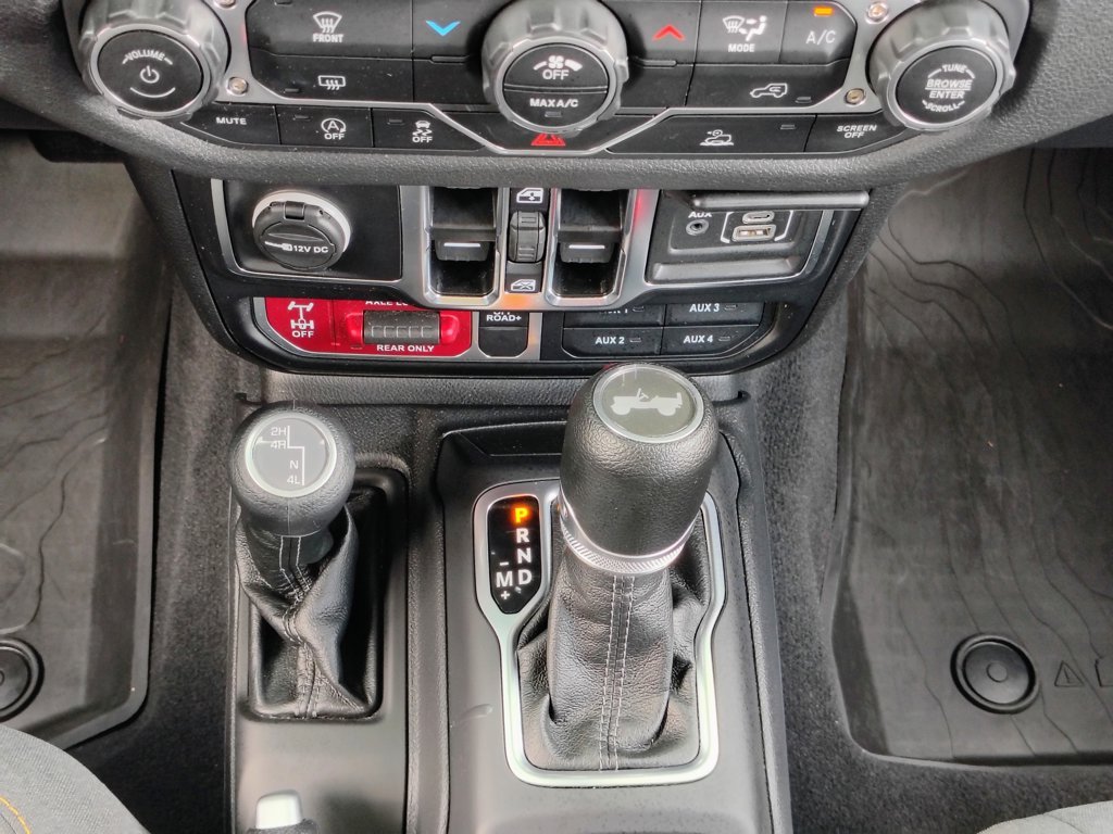 2025 Jeep Wrangler 4-Door Willys - Photo 47