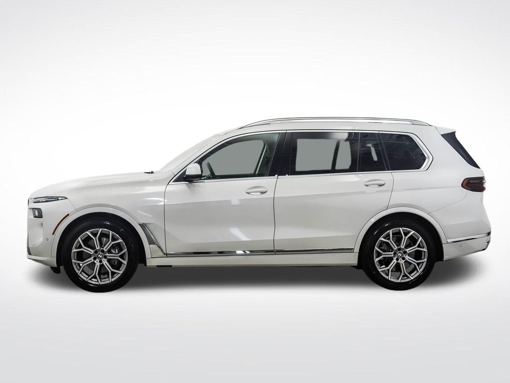 Certified 2024 BMW X7 40i with VIN 5UX23EM06R9U89938 for sale in Minneapolis, Minnesota