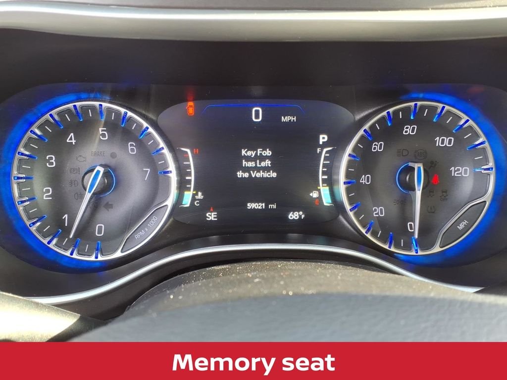 Used 2024 Silver Mist Clearcoat Chrysler Touring L w/heated leather seats image 20