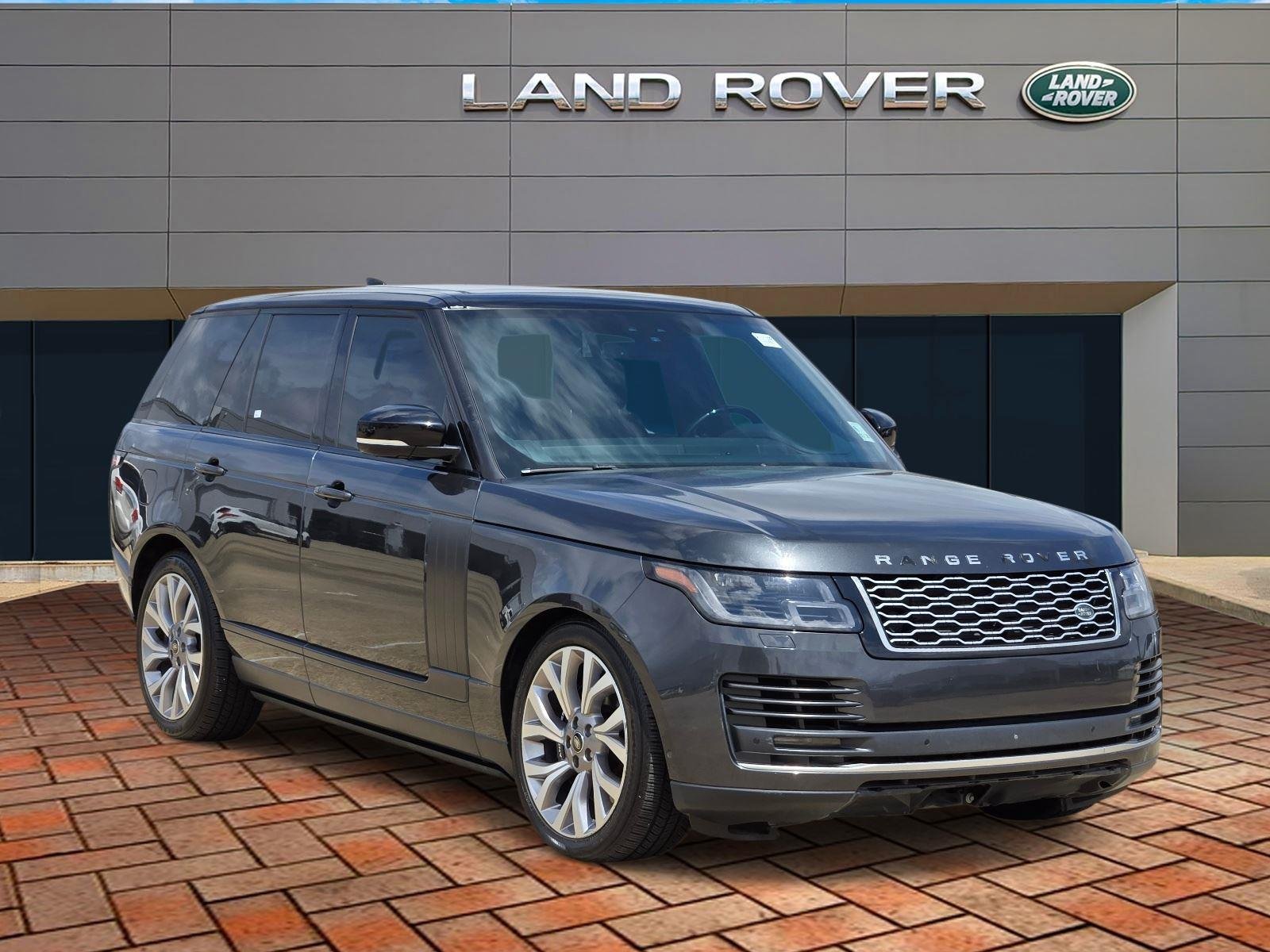 Used 2019 Carpathian Grey Premium Metallic Land Rover SC image 3