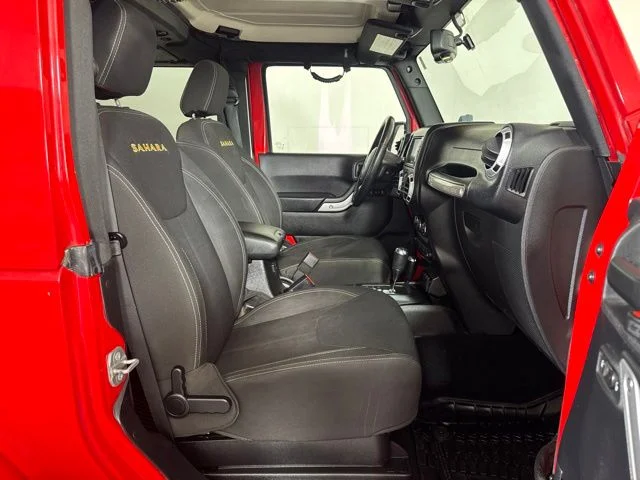 Used 2015 Firecracker Red Clear Coat Jeep Sahara image 4