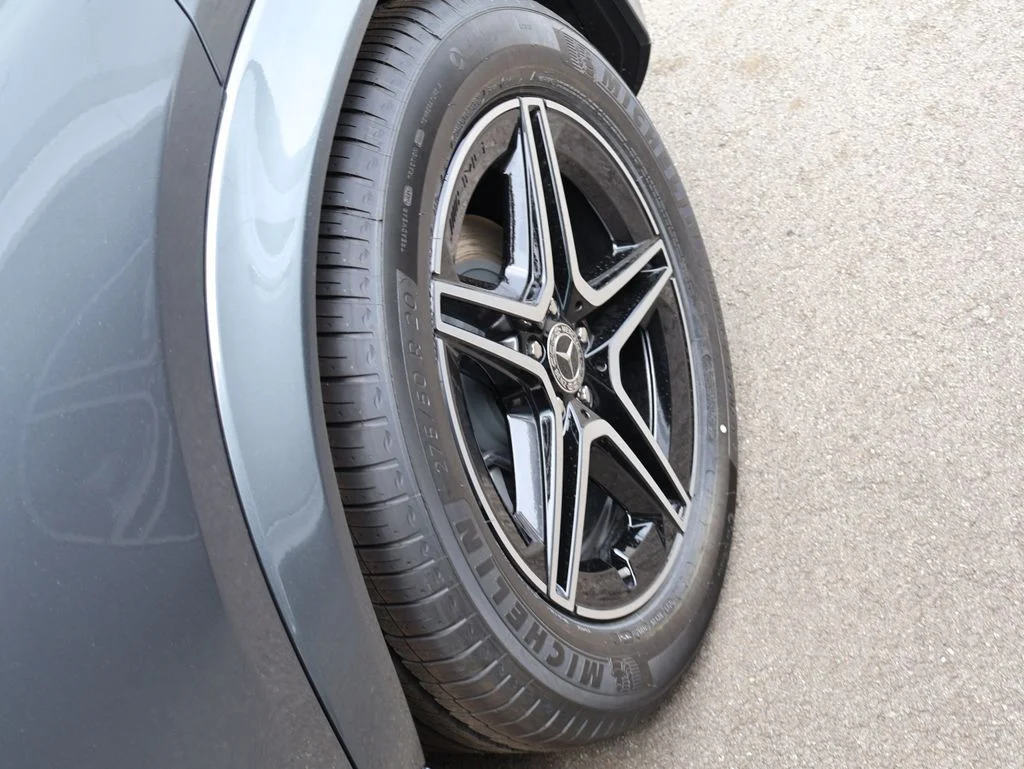 New 2026 Selenite Gray Metallic Mercedes-Benz GLE 350 image 39
