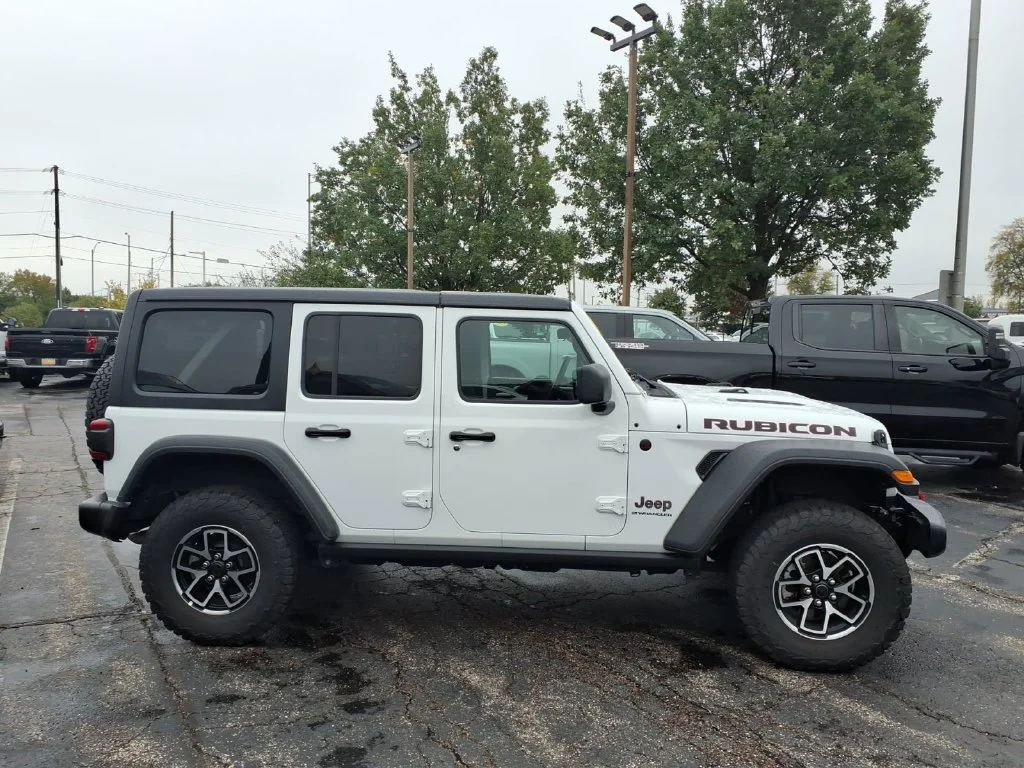 Used 2026 Bright White Clearcoat Jeep Rubicon image 8