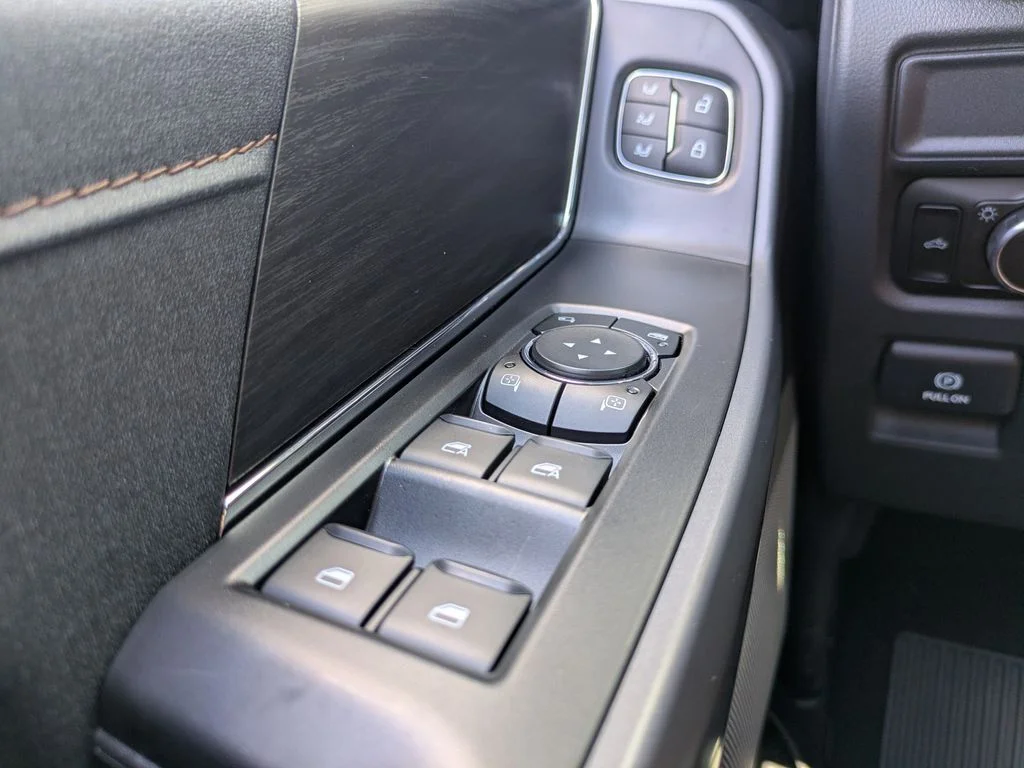 New 2026 Oxford White Ford Lariat image 29