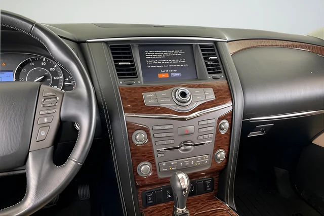 Used 2019 White Nissan SL image 9
