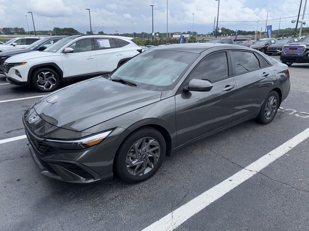 2024 Hyundai Elantra 2.0 SEL IVT's photo