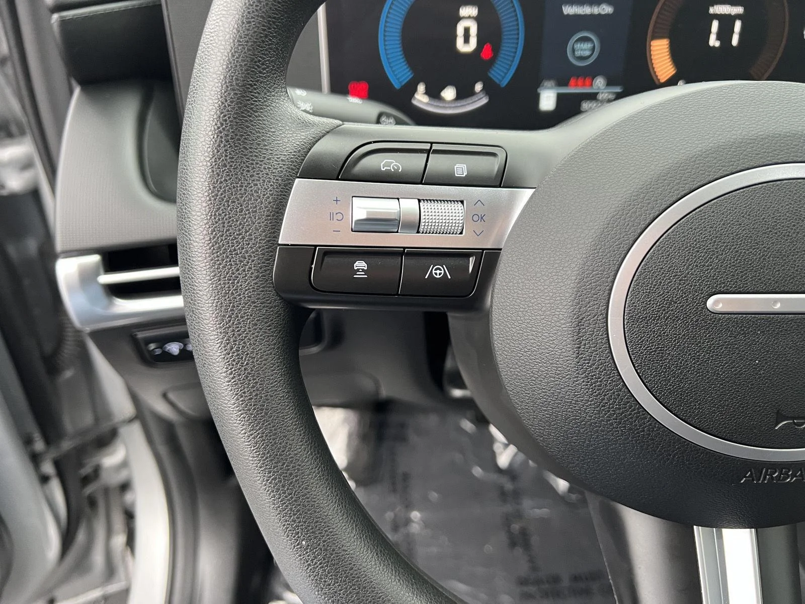 2025 Hyundai Tucson SEL - Photo 22