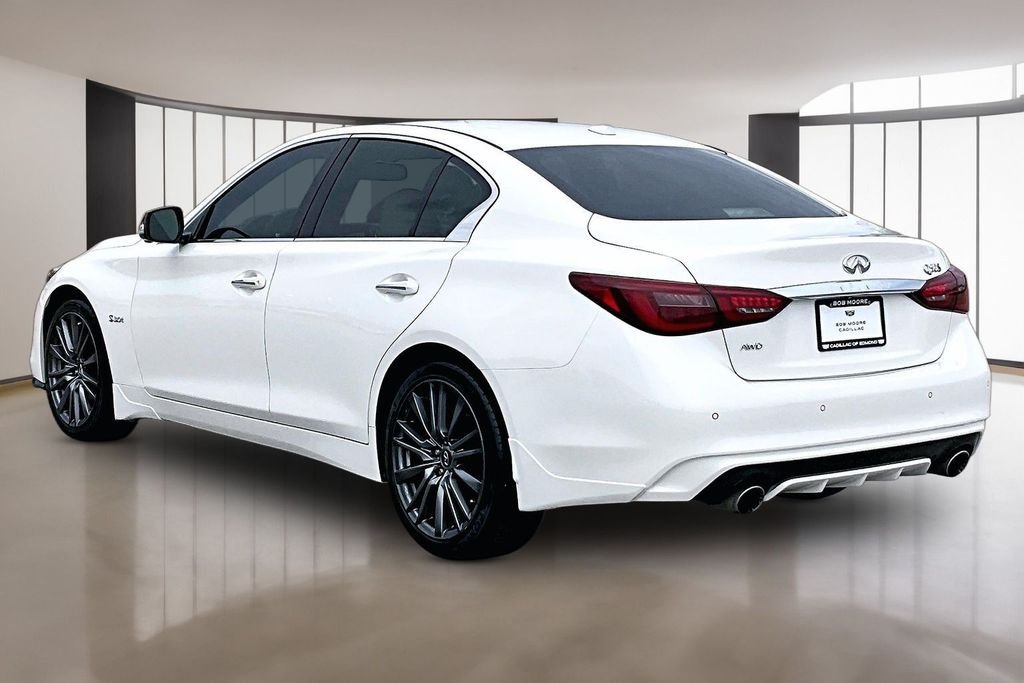 Used 2019 White INFINITI Red Sport 400 image 12