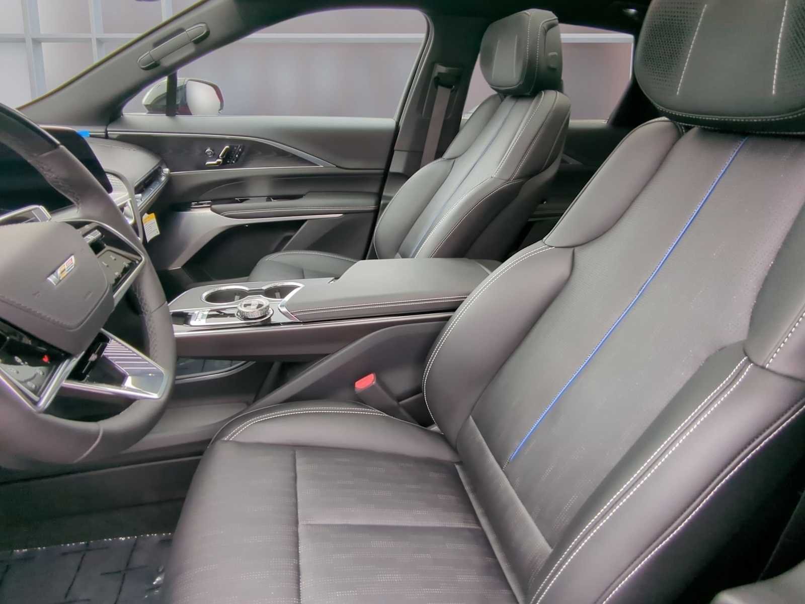 2026 Cadillac LYRIQ V - Photo 24