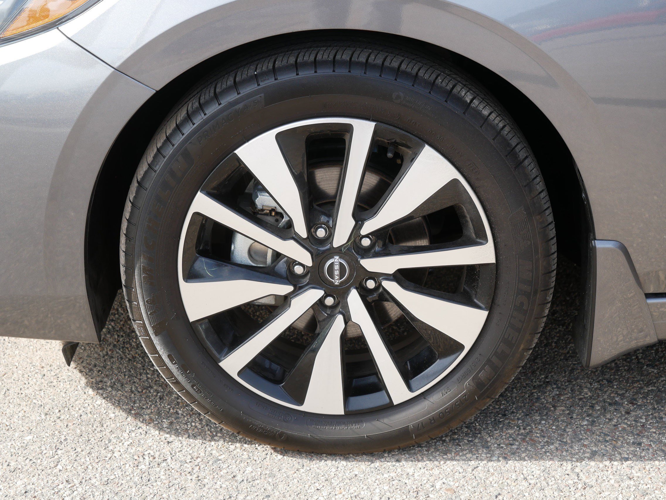 Used 2025 Gun Metallic Nissan SV image 15