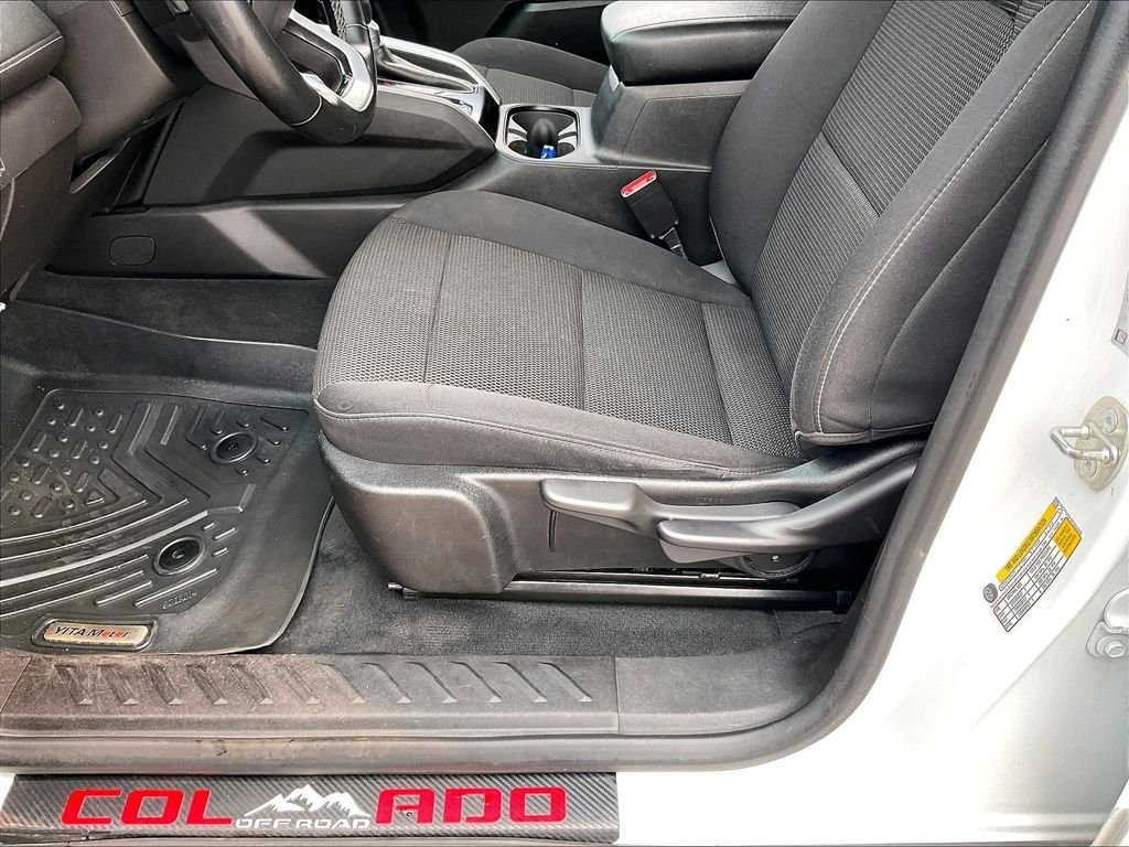 Used 2023 Summit White Chevrolet LT image 34