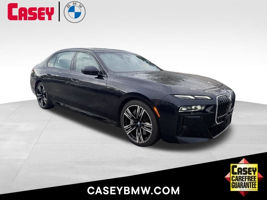 2025 BMW 7 Series 750e xDrive Sedan's photo