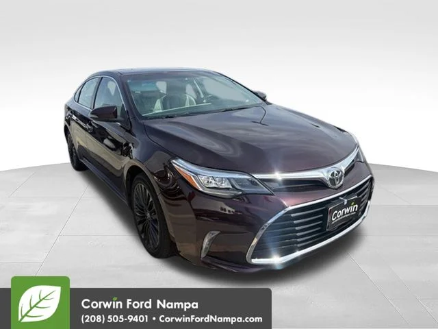 Used 2016 Red Toyota Touring image 3