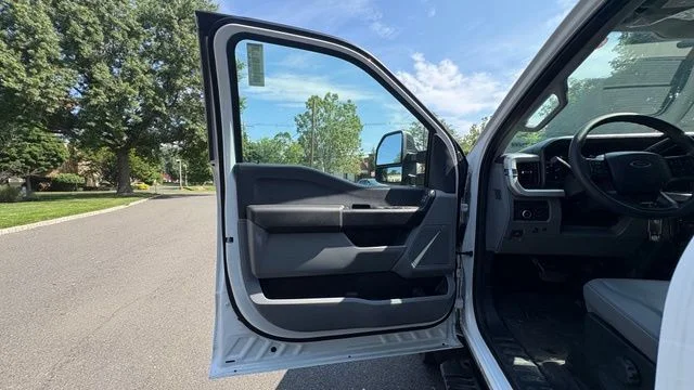2026 Ford F-550 Super Duty Chassis Cab XL - Photo 64