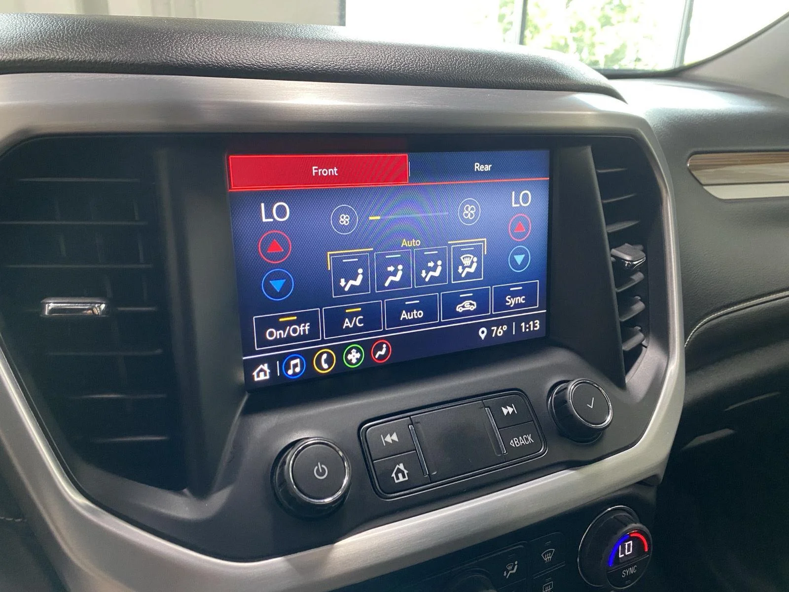 Used 2020 Red Quartz Tintcoat GMC SLE image 24
