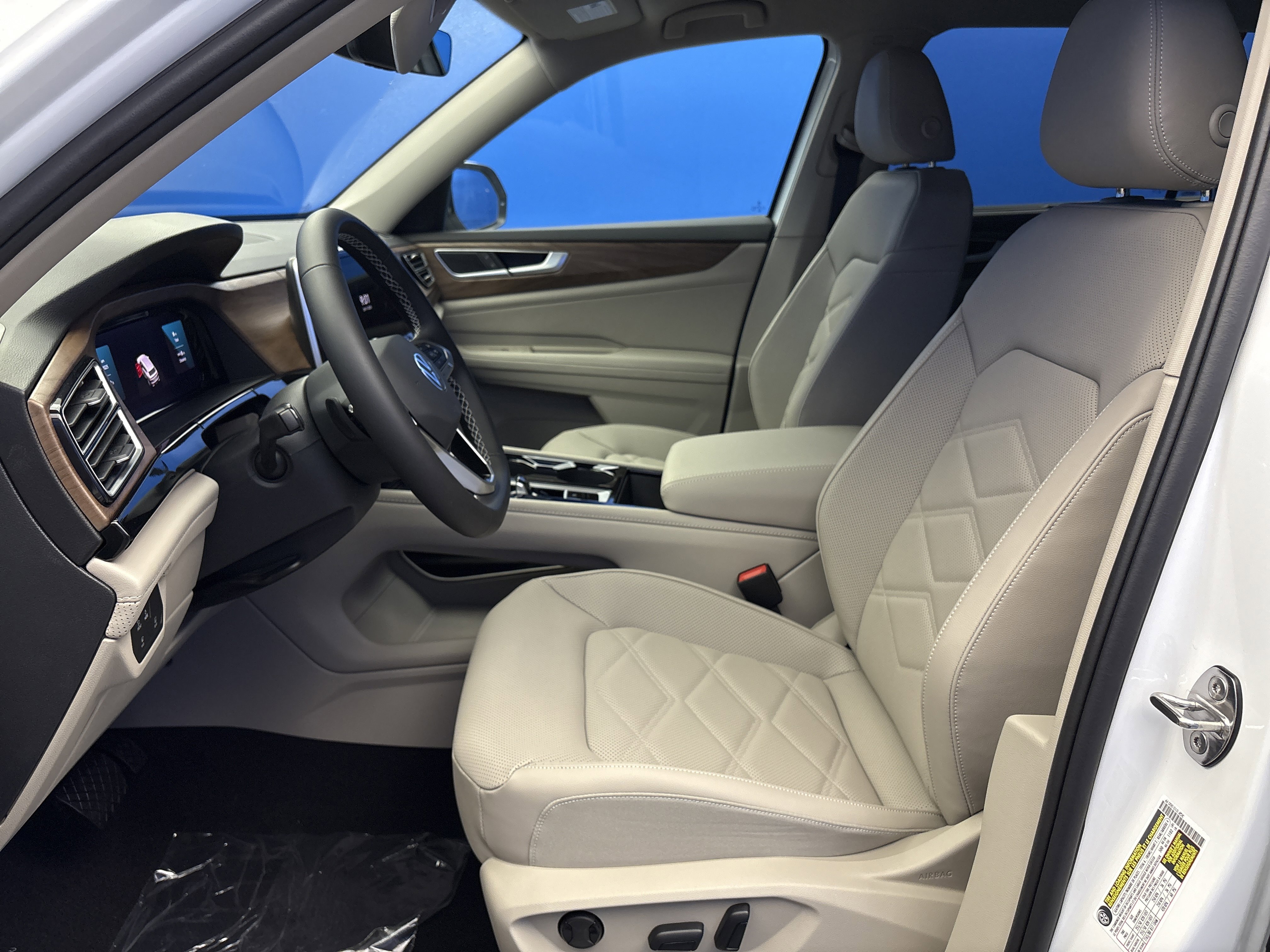 2026 Volkswagen Atlas SE w/Tech - Photo 12