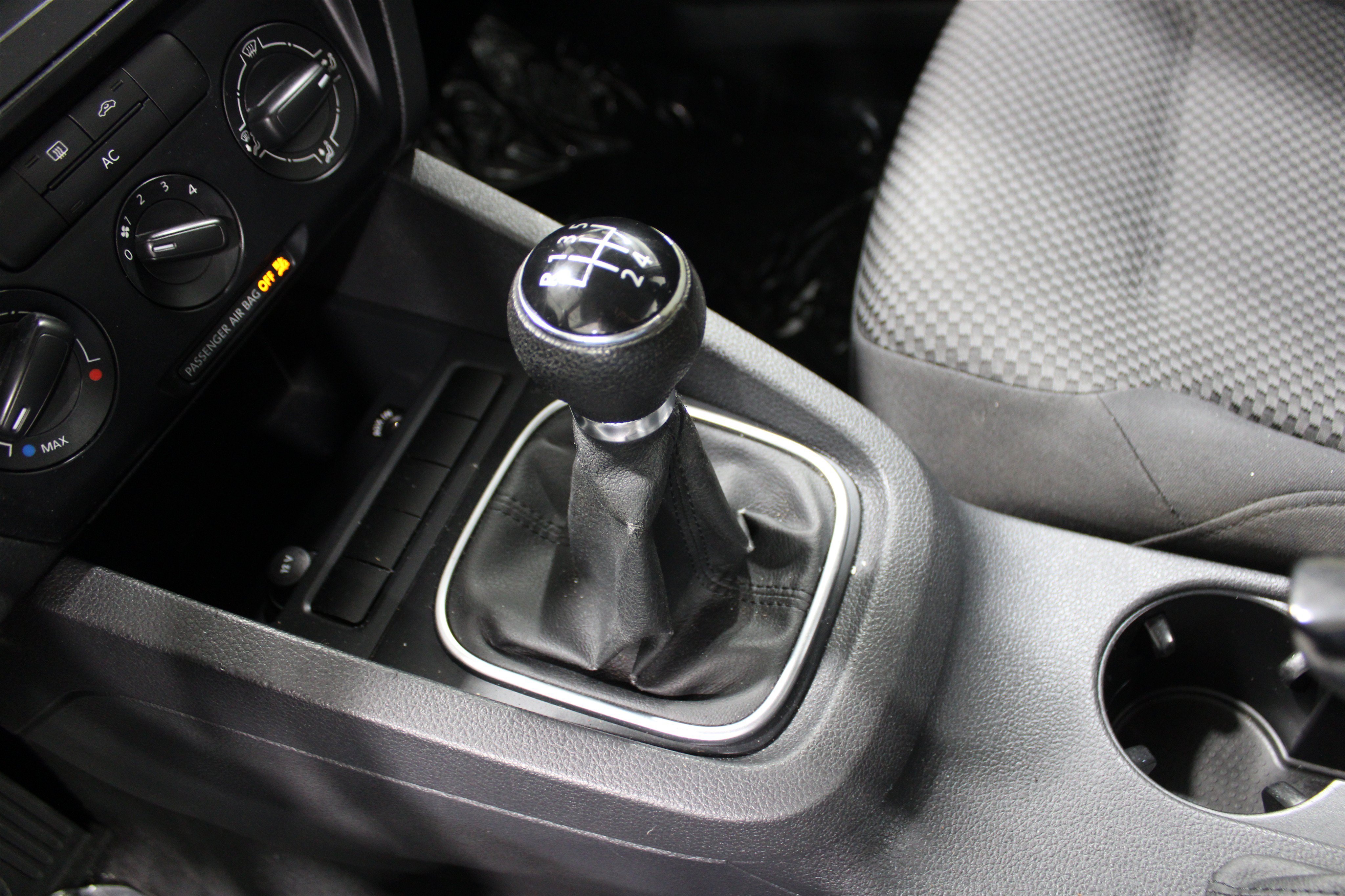 Used 2012 Candy White Volkswagen S image 11