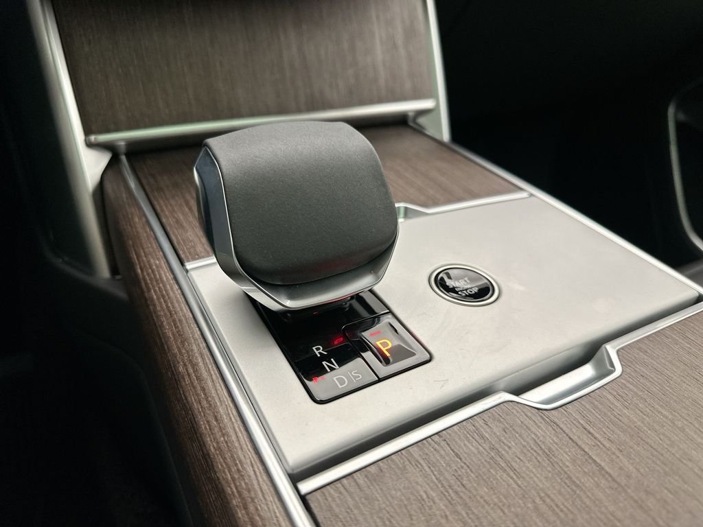 2026 Land Rover Range Rover SE - Photo 12