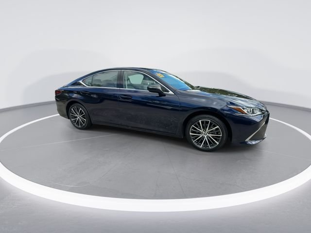2025 Lexus ES 350 - Photo 9