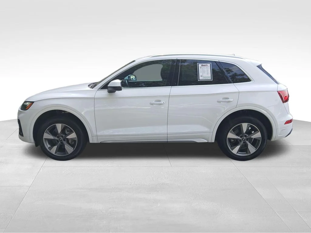 Used 2023 White Audi 40 Premium image 5