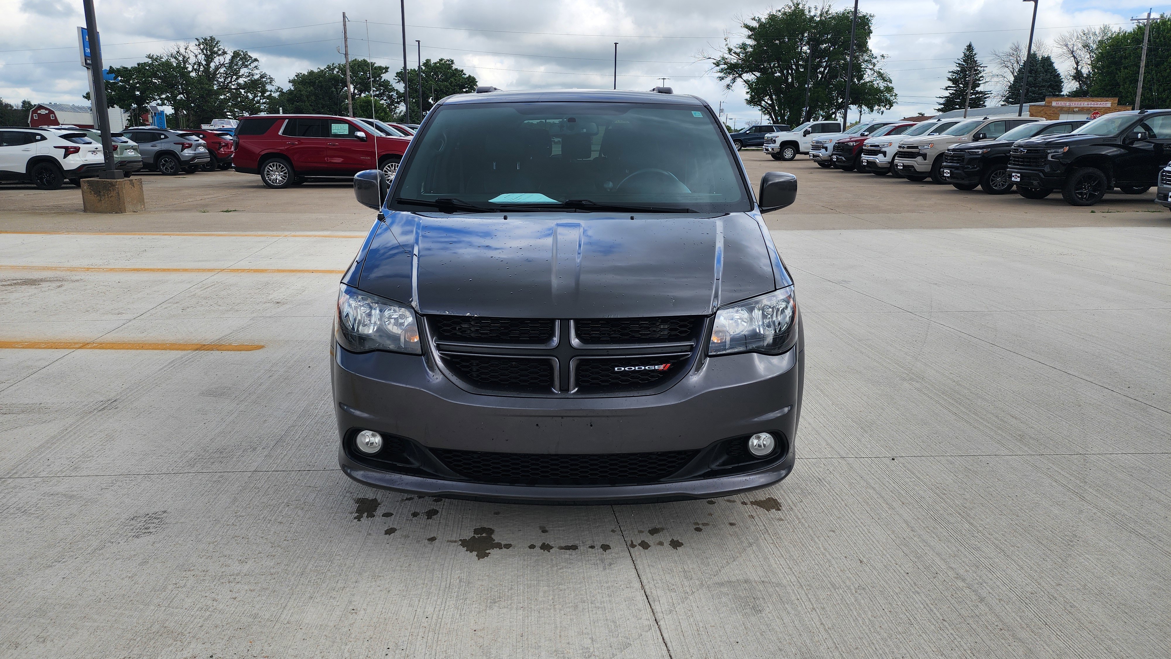 Used 2017 Dodge Grand Caravan GT with VIN 2C4RDGEG1HR568589 for sale in Lake City, IA