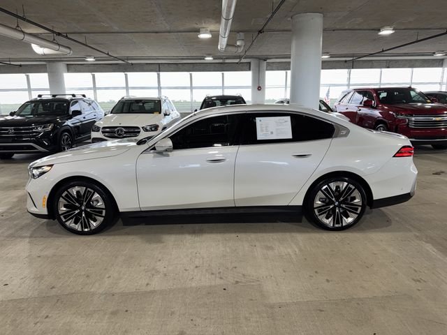 Used 2025 Mineral White Metallic BMW 530i image 5