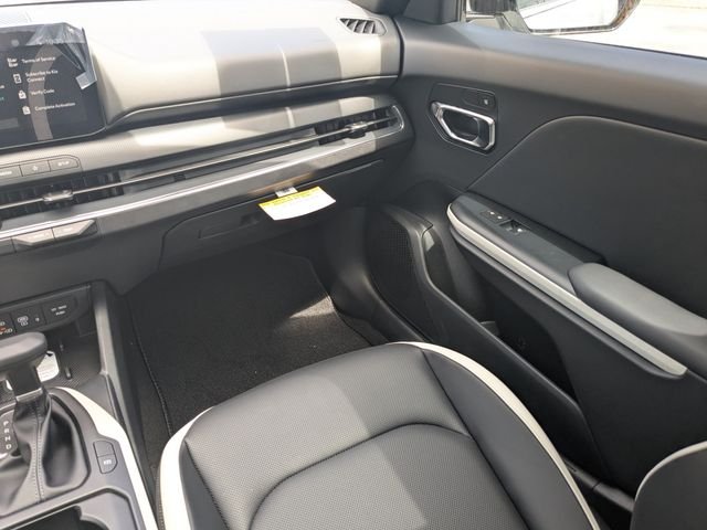 New 2026 Snow White Pearl Kia GT-Line image 20
