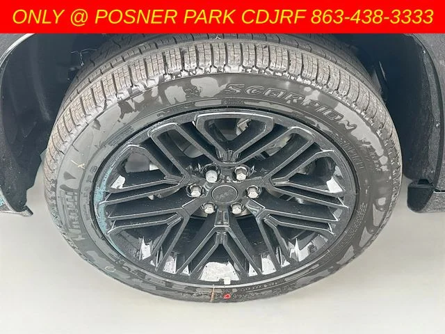 New 2026 Baltic-Gray Metallic Clear-Coat Exterior Paint Jeep Grand Wagoneer image 34