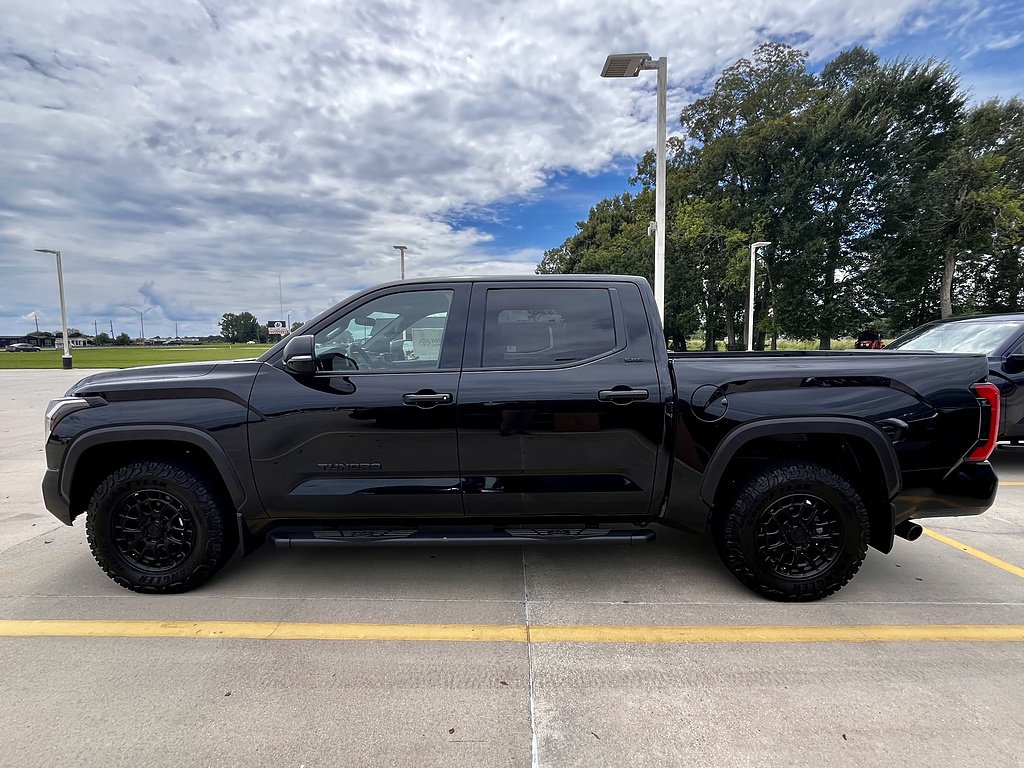 2026 Toyota Tundra SR5 - Photo 7