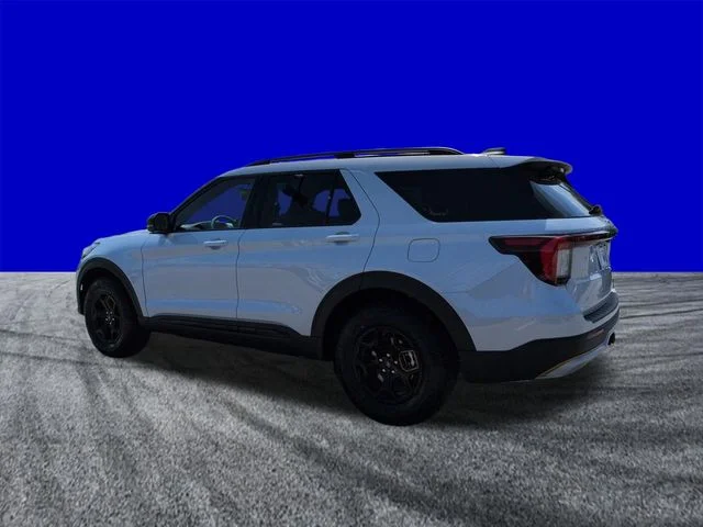 New 2026 Space White Metallic Ford Tremor® image 6